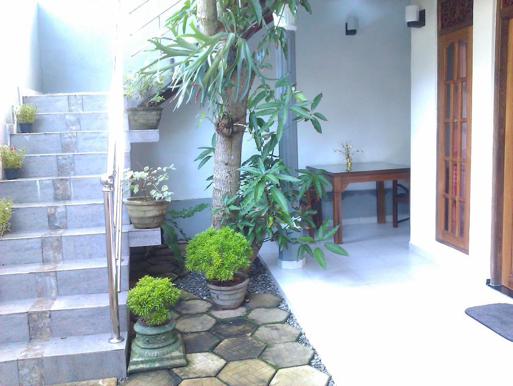 Aayu'S Guest Hotell Bentota Rum bild